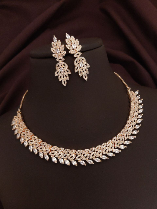 Shimmering Leaf Necklace Set