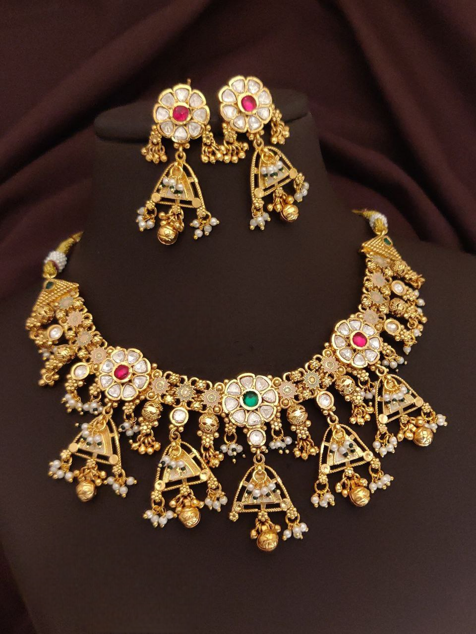 Kundan Dreams Necklace Set