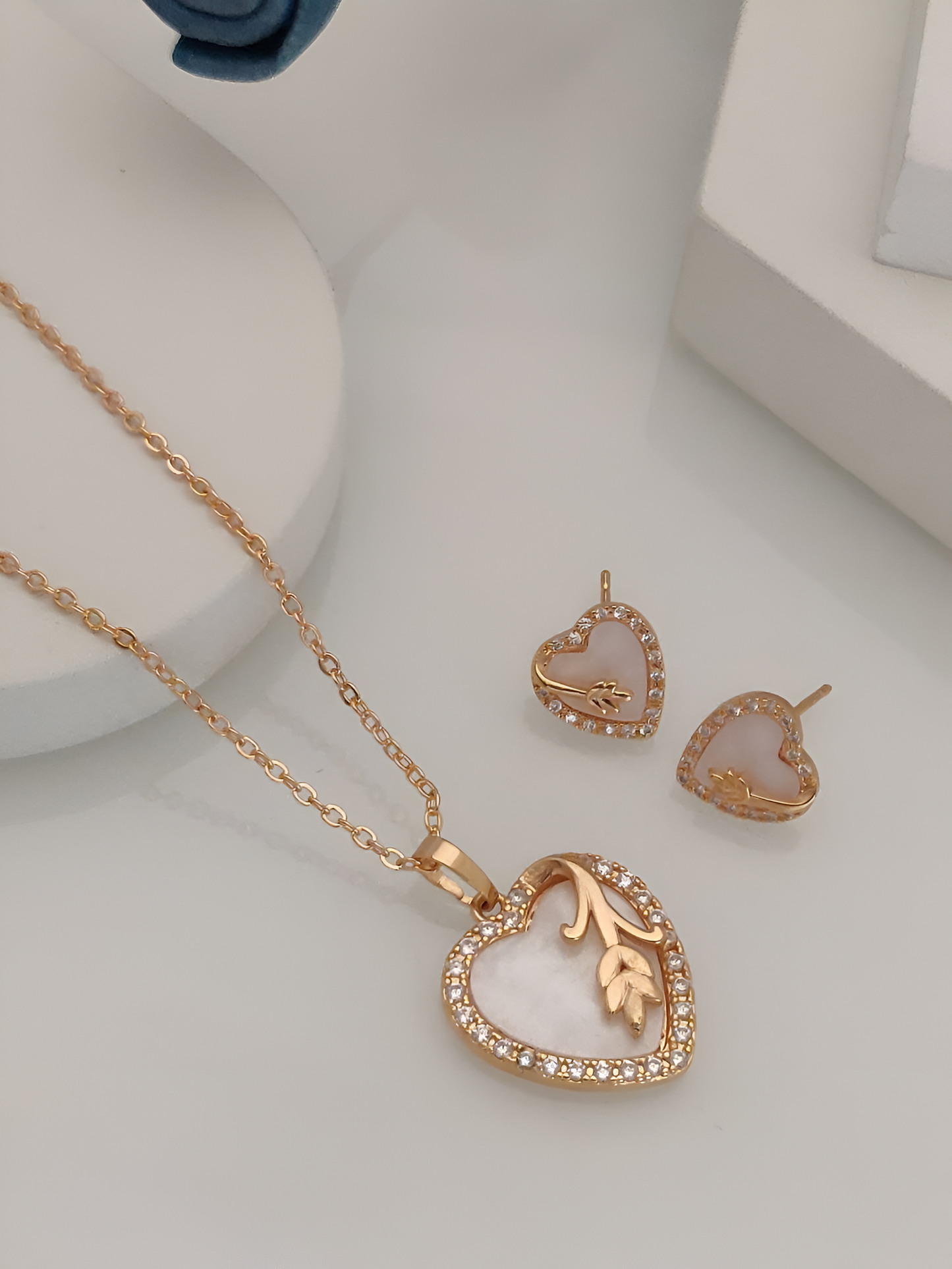 Heart and Vine Pendant Set