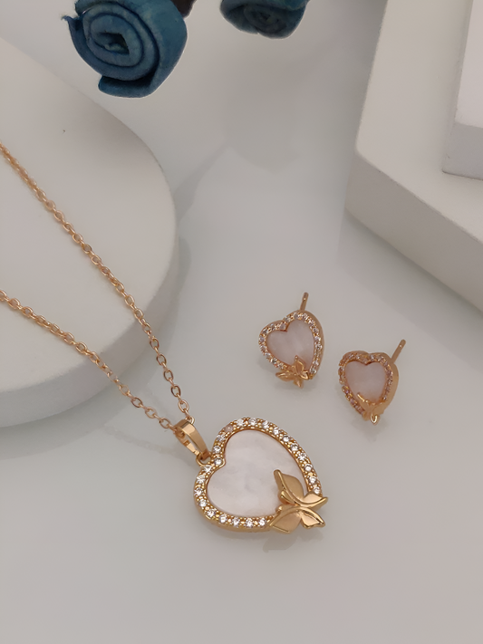 Love's Embrace Pendant Set